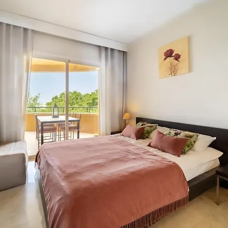 Cozy 2 Bedroom With Stunning Sea Views Apartment Marbella